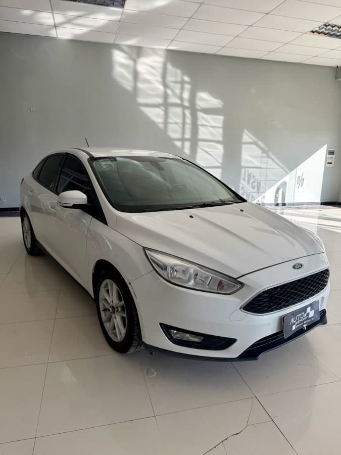Ford Focus SE 2.0 AT